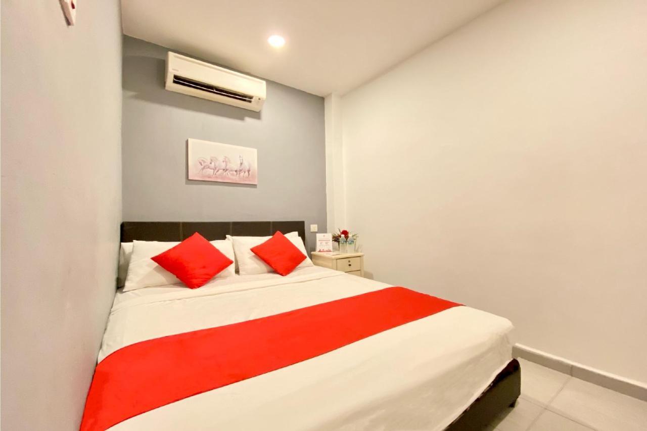 Spot On 90283 Twenty Seven Muntri Otel Tanjung Bungah  Dış mekan fotoğraf