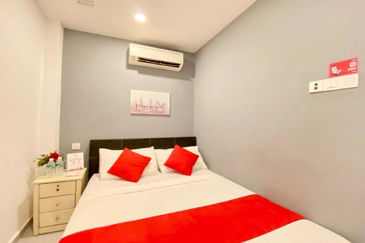 Spot On 90283 Twenty Seven Muntri Otel Tanjung Bungah  Dış mekan fotoğraf